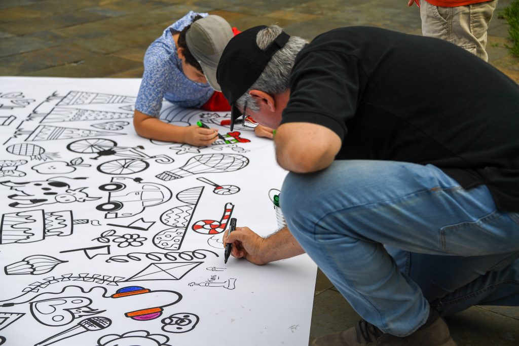 Actividad de dibujo en la comunidad AFZ